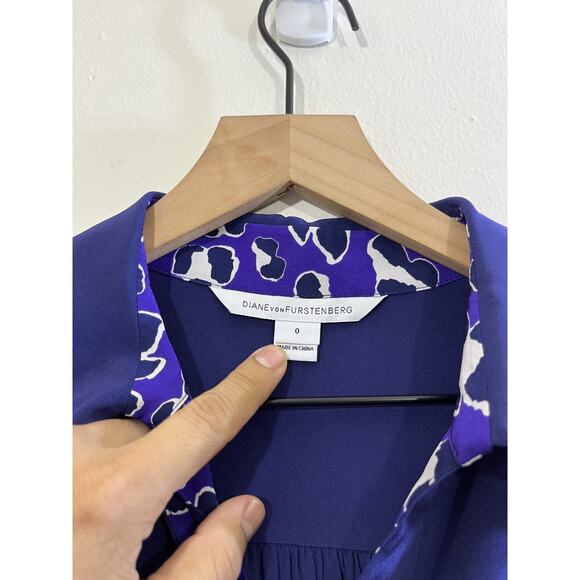 Diane Von Furstenberg Silk Lorelei Two Minimalist Quiet Luxe Sophisticated Top M - Picture 6 of 16